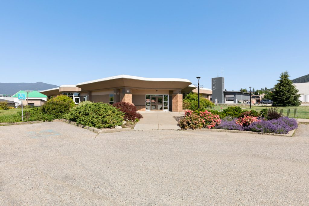Exterior shot of Creston BC campus COTR