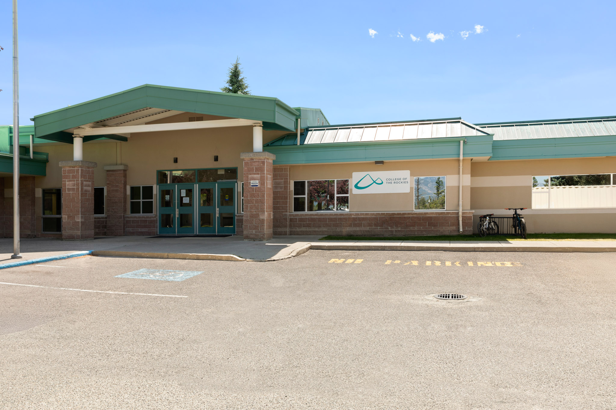 Exterior shot of Invermere BC Campus COTR