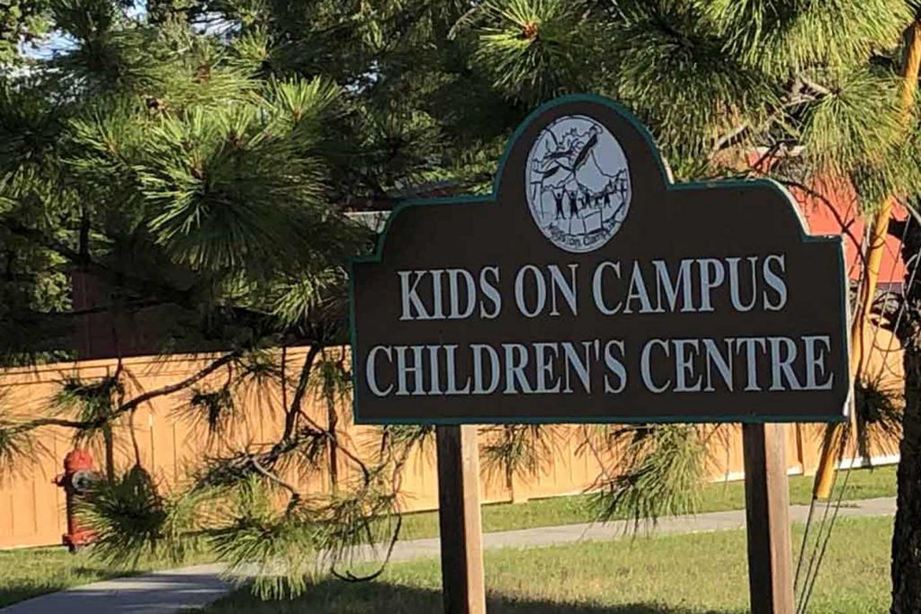 An image of the Kids on Campus signage.